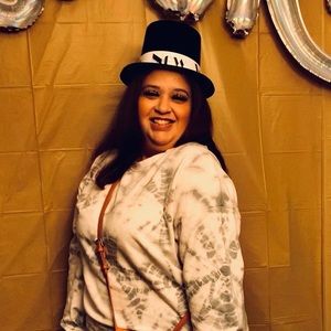 Meet your Posher, Anika